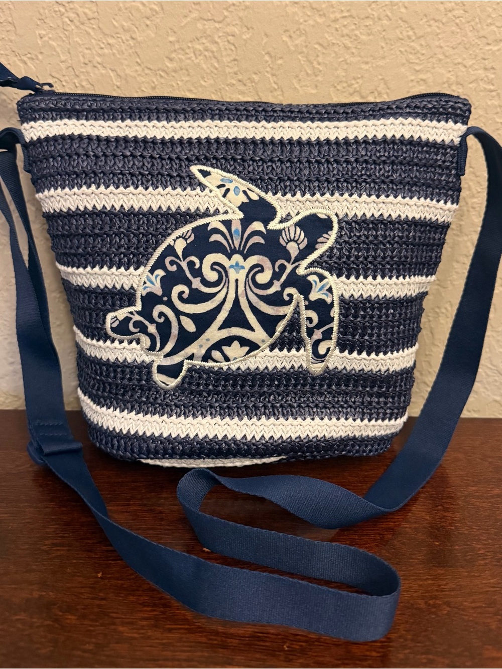 Vera Bradley Faux Straw Bucket Crossbody Steel Blue Medallion Sea Turtle Stripes